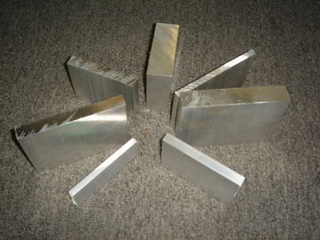 T4 6000 Series 6061 Aluminum Profile With Electrophoresis For Radiators , Buildings